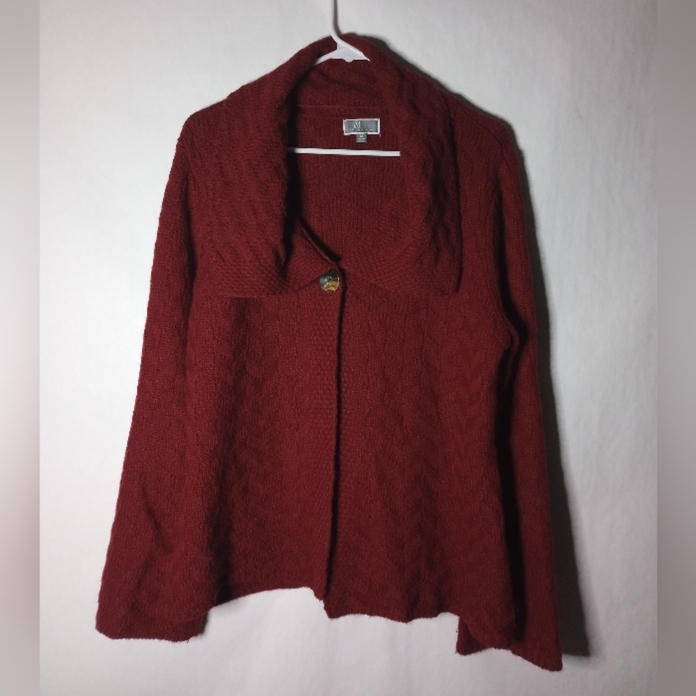 JM Collection sweater size medium